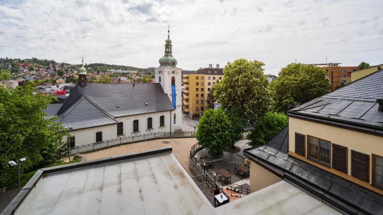 Hotel Zlaty Lev Jablonec nad Nisou Eksteriør bilde