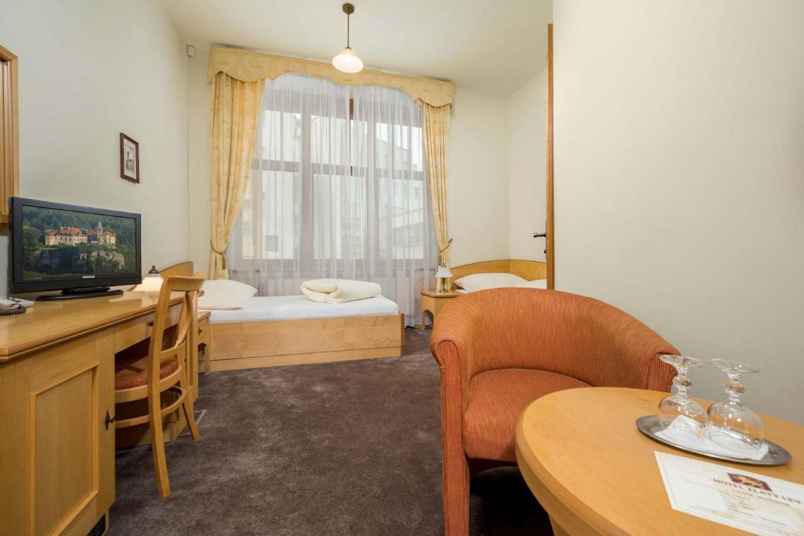Hotel Zlaty Lev Jablonec nad Nisou Eksteriør bilde